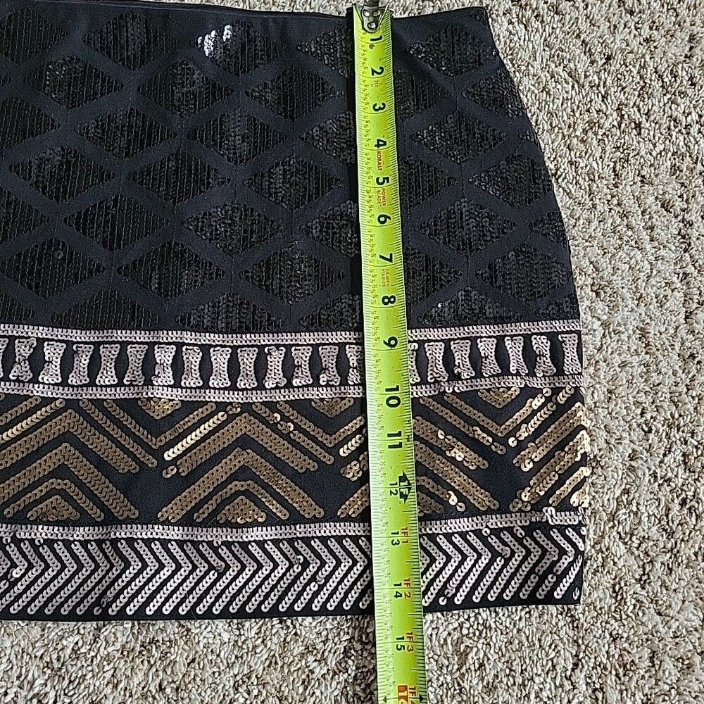 EXPRESS Gold Silver Black Sequin Pull On Mini Skirt Party Holiday Size Small.‎ - Picture 9 of 9
